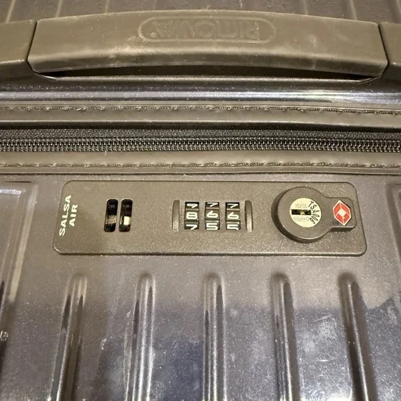 Rimowa SALSA AIR MULTIWHEEL 26" 65L Luggage - Picture 5 of 13